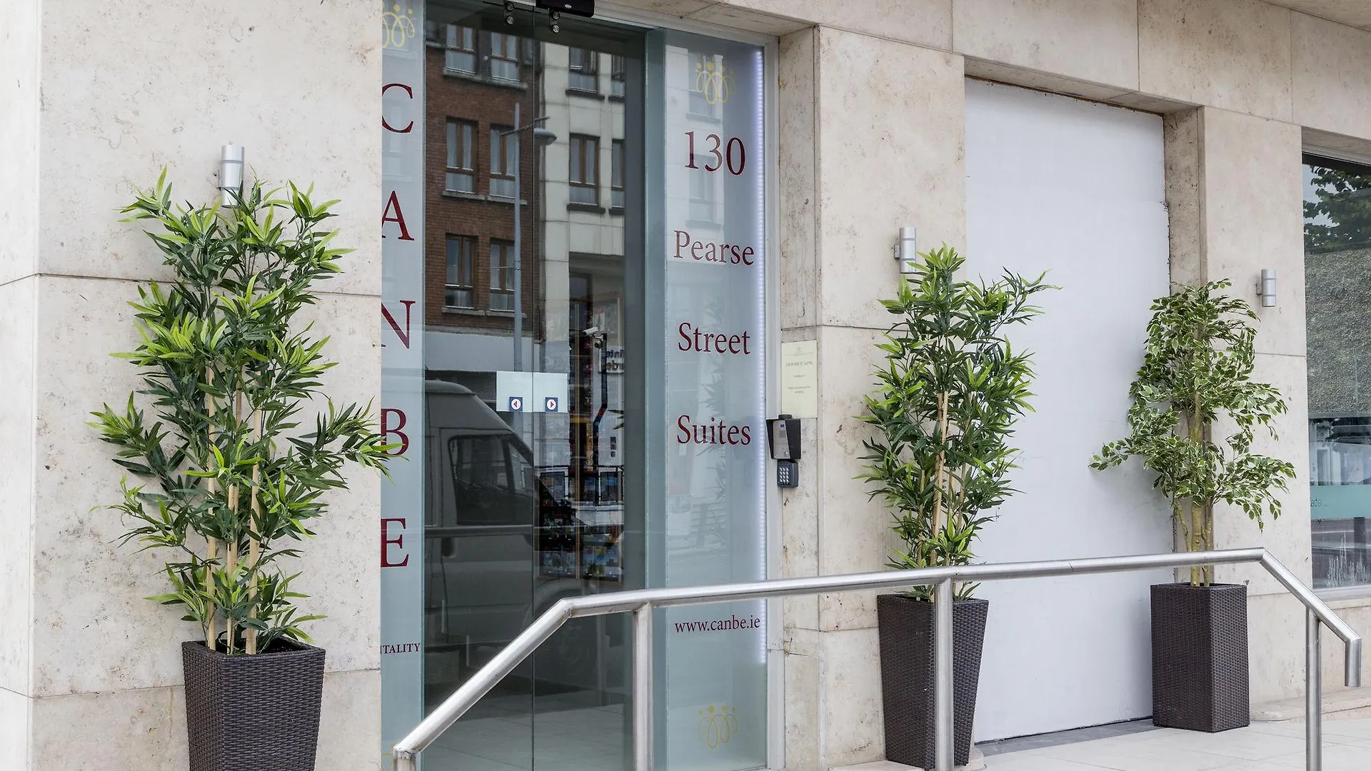 Pearse Street Suites Dublin Ireland