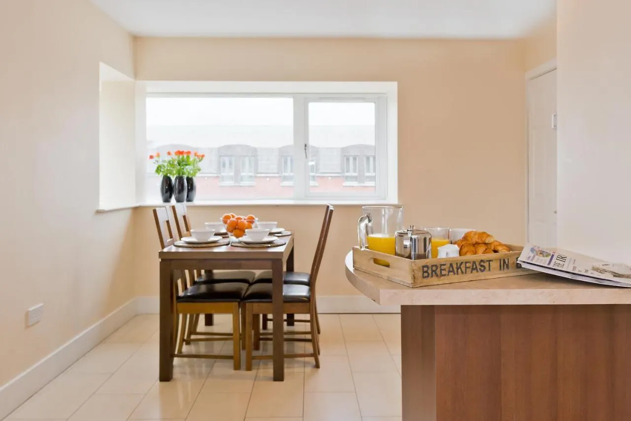 Apartment Pearse Street Suites Dublin Ireland