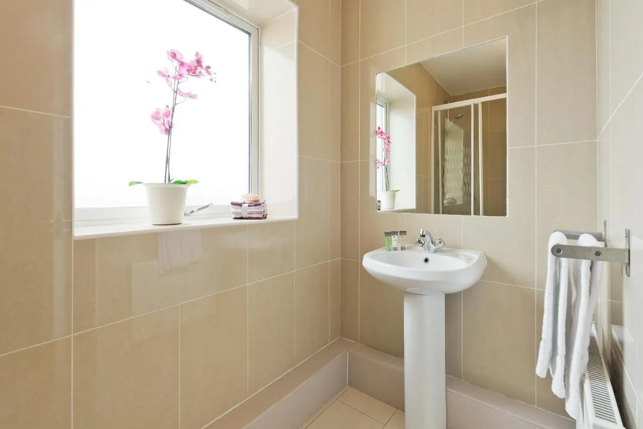 Pearse Street Suites Dublin 0*,  Ireland
