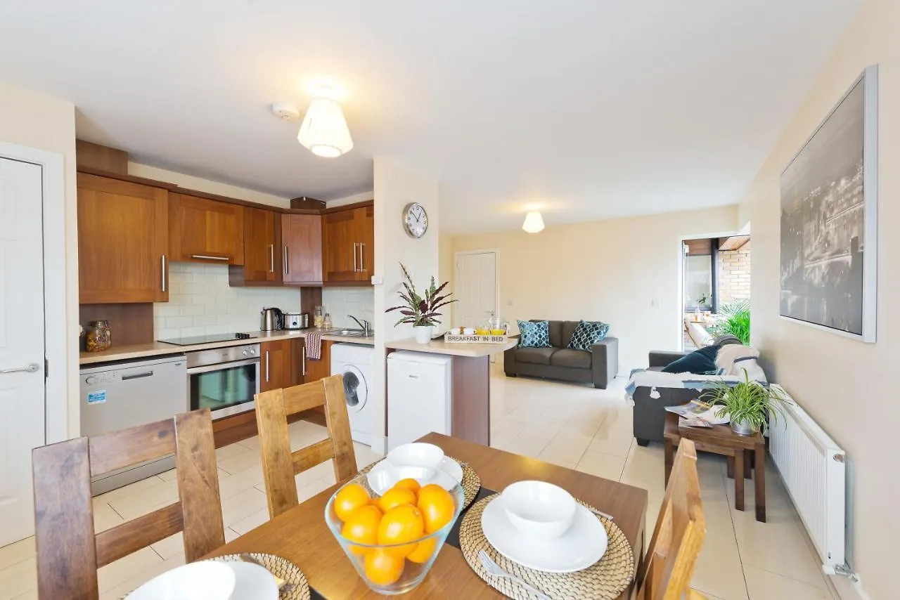 Apartment Pearse Street Suites Dublin