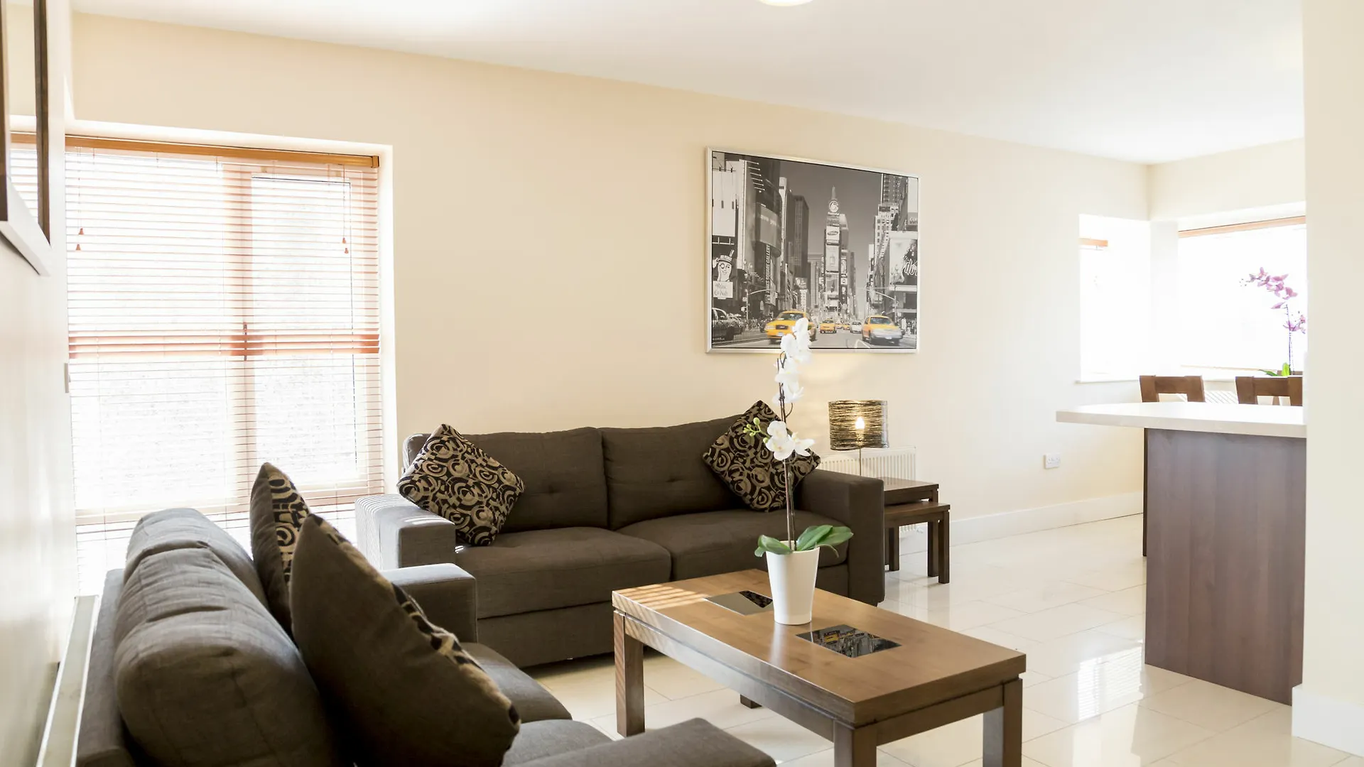 Pearse Street Suites Dublin 0*,