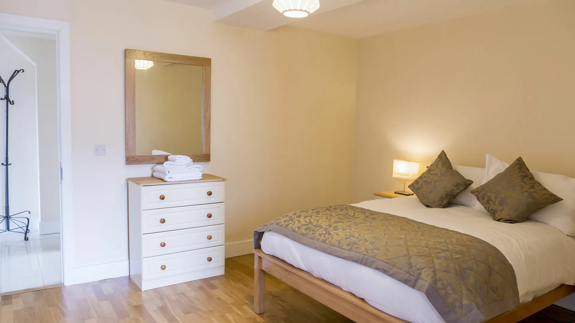 Apartment Pearse Street Suites Dublin